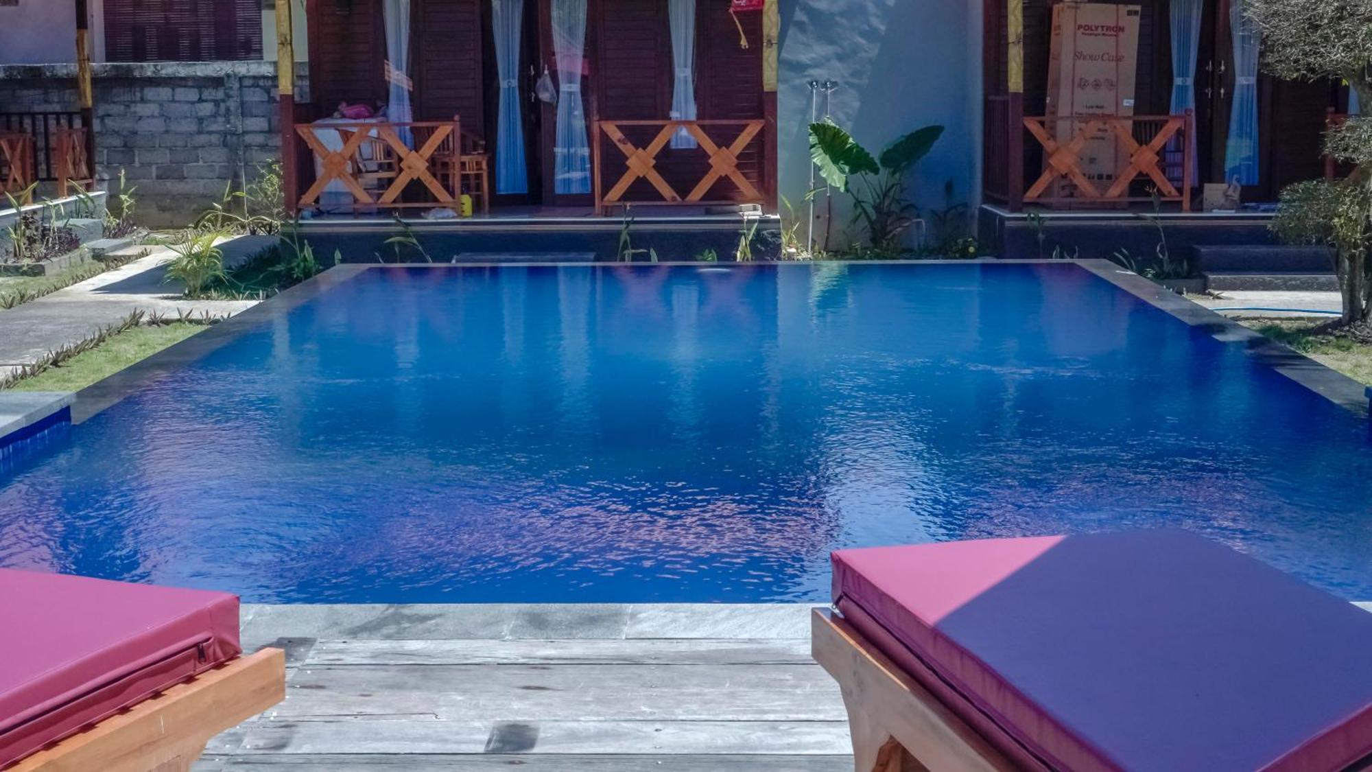 Arjuna Bungalow Batununggul Rum bild